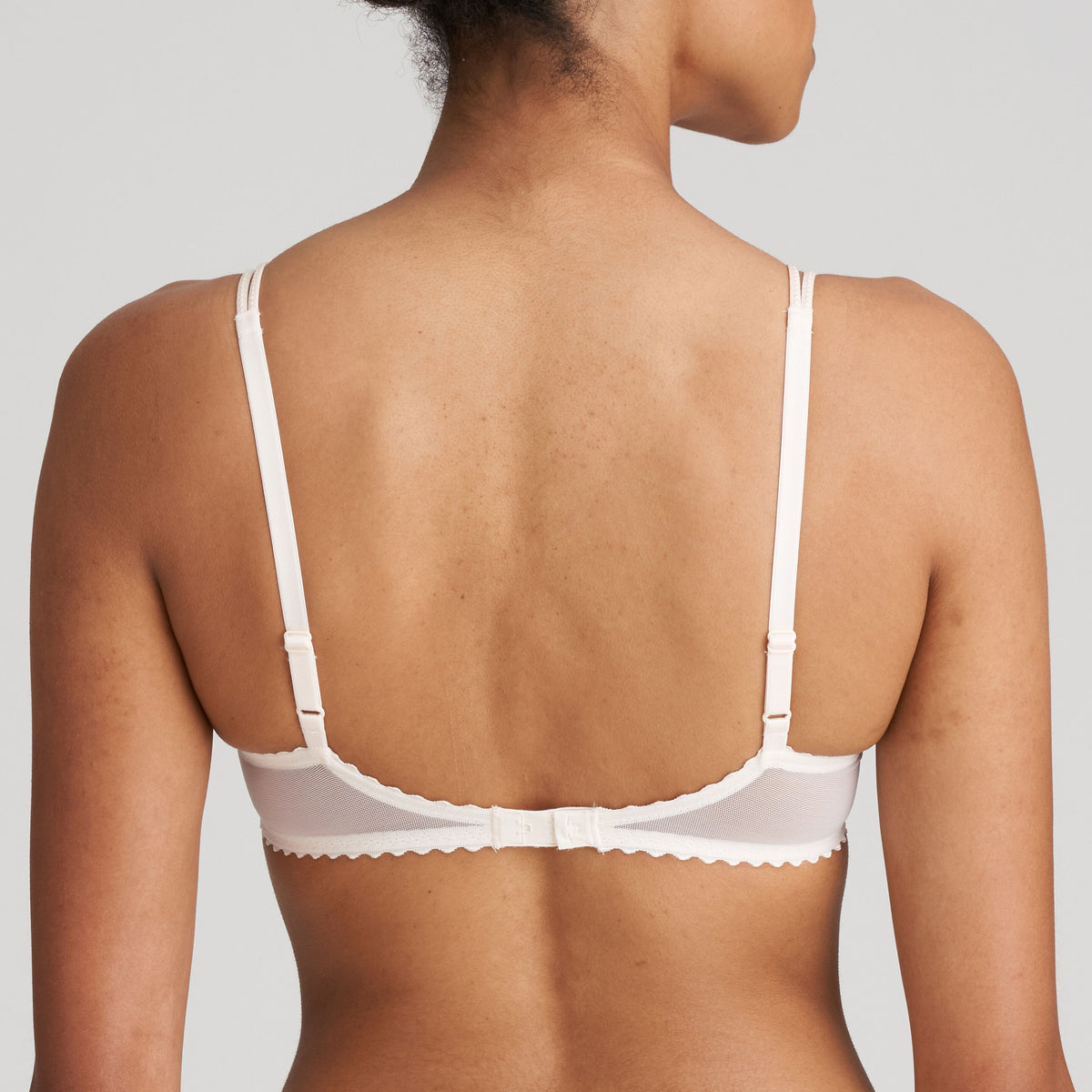 SOUTIEN-GORGE COUSSINÉ-JANE BOUDOIR