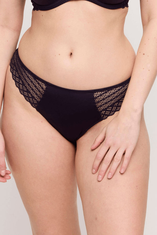 TANGA DENTELLE SUR LES CÔTÉS-EAST END