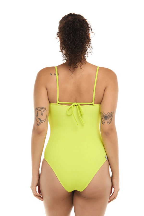 UNE PIÈCE STYLE BANDEAU-MIMI ROMY
