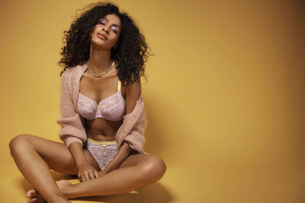 SOUTIEN-GORGE PLONGEANT DENTELLE-OFFBEAT