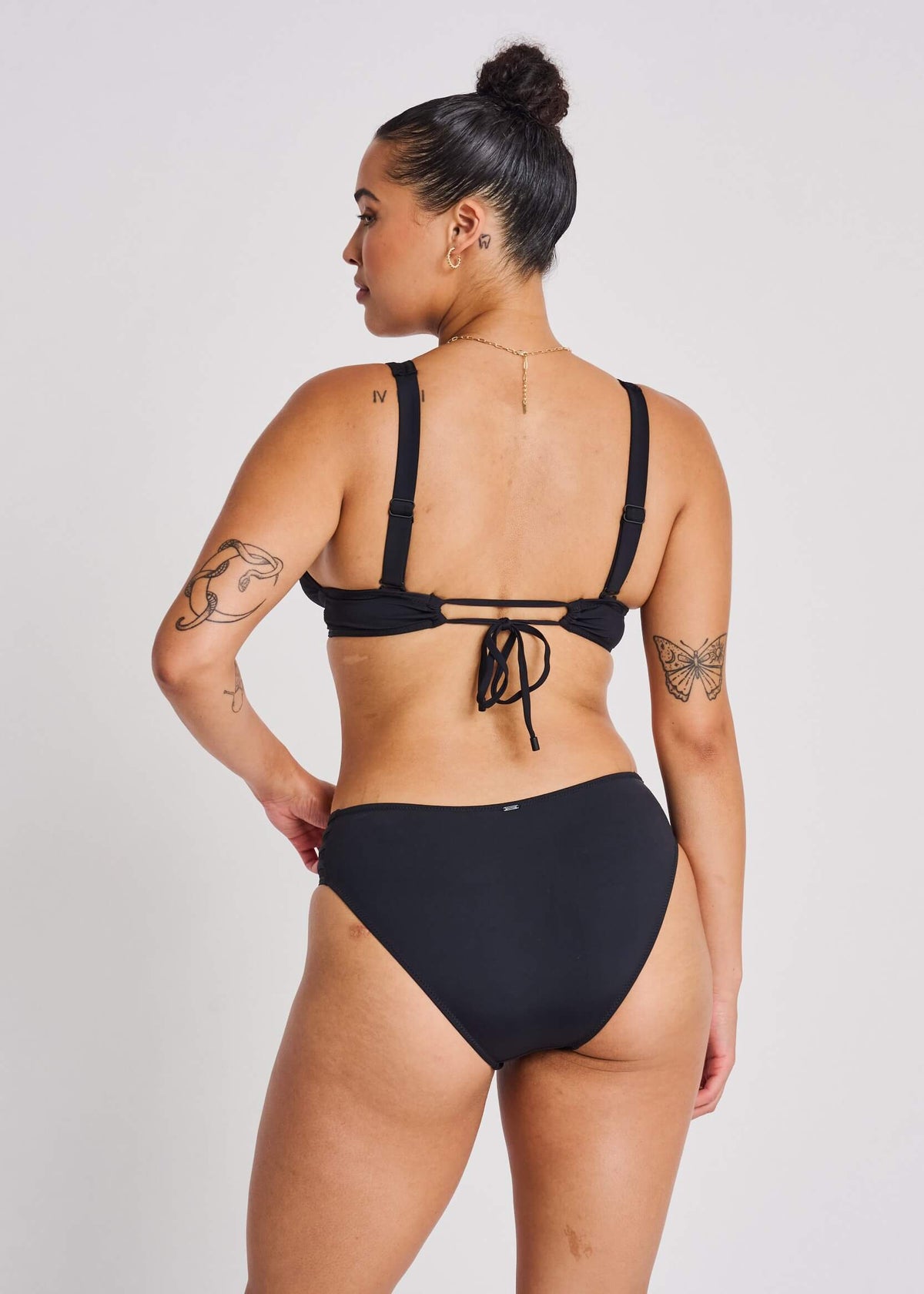 TRIANGLE BRETELLE CONVERTIBLE-MESH BLACK